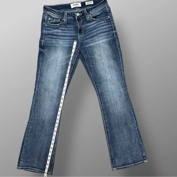 Daytrip Virgo Bootcut Jeans Womens 27R Dark Wash Stretch Buckle Denim Y2K - Picture 3 of 9